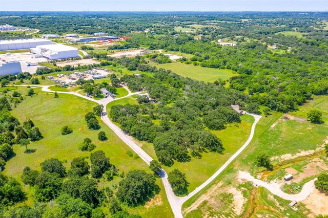 215 W Bethesda Road, Burleson, TX 76028