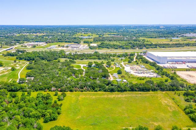 215 W Bethesda Road, Burleson, TX 76028
