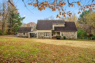 8379 CRAVEN RD, Bartlett, TN 38002