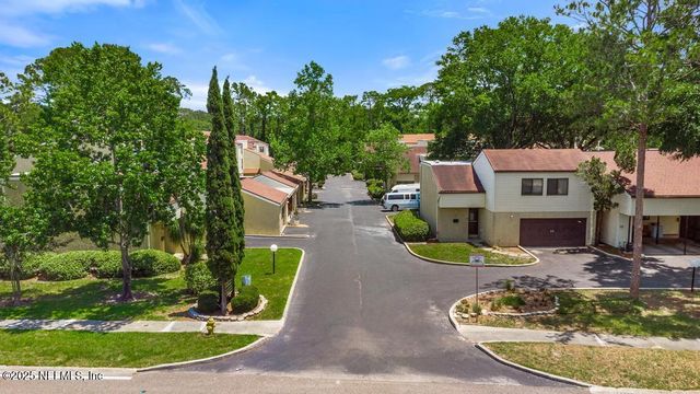 5400 LA MOYA Avenue 30, Jacksonville, FL 32210