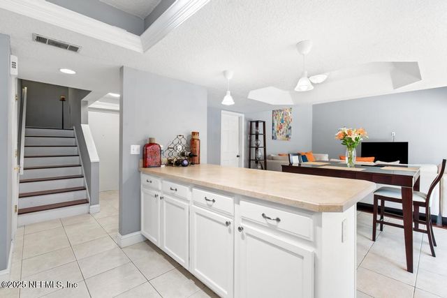 5400 LA MOYA Avenue 30, Jacksonville, FL 32210