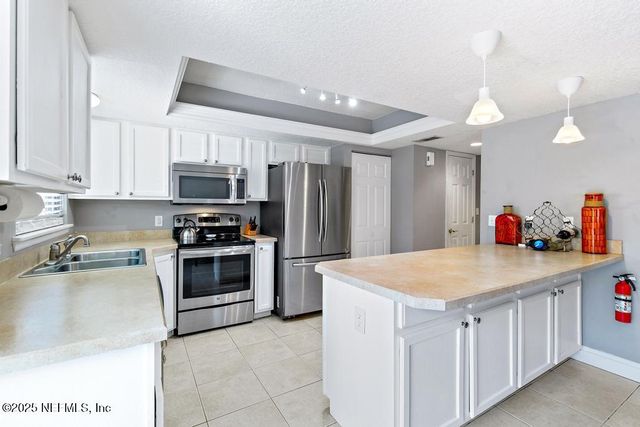 5400 LA MOYA Avenue 30, Jacksonville, FL 32210