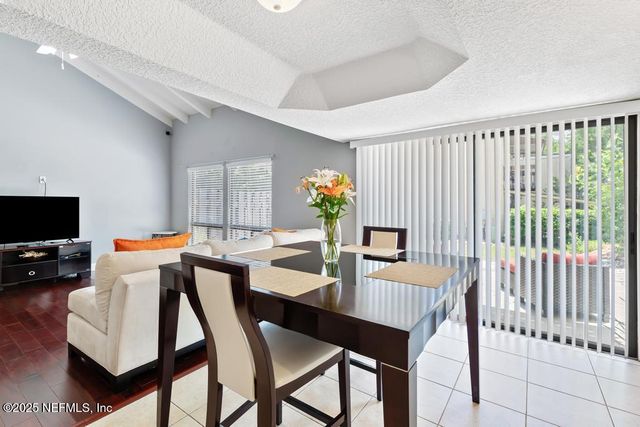 5400 LA MOYA Avenue 30, Jacksonville, FL 32210