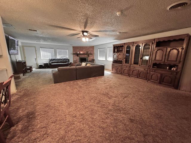 1720 Canyon Street, Plainview, TX 79072