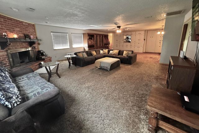 1720 Canyon Street, Plainview, TX 79072