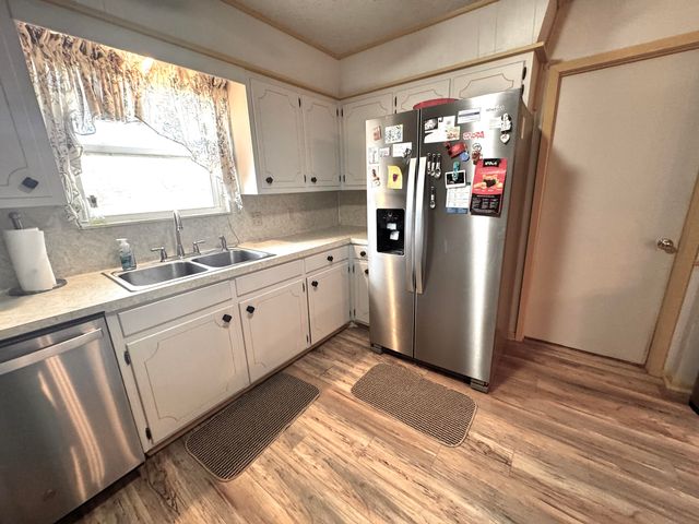 1720 Canyon Street, Plainview, TX 79072