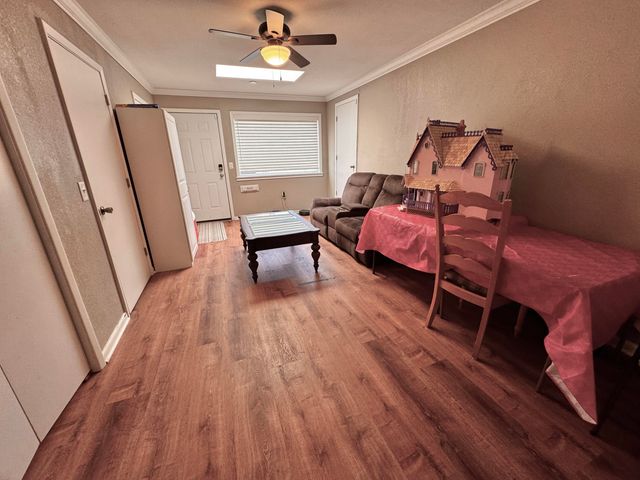 1720 Canyon Street, Plainview, TX 79072