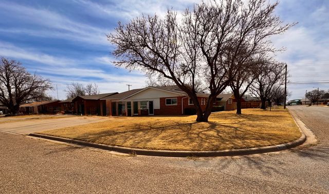 1720 Canyon Street, Plainview, TX 79072