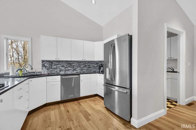 3434 S Ashwood Drive, Bloomington, IN 47401