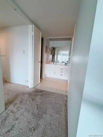 6832 Hyde Park Drive Unit E Unit E, San Diego, CA 92119