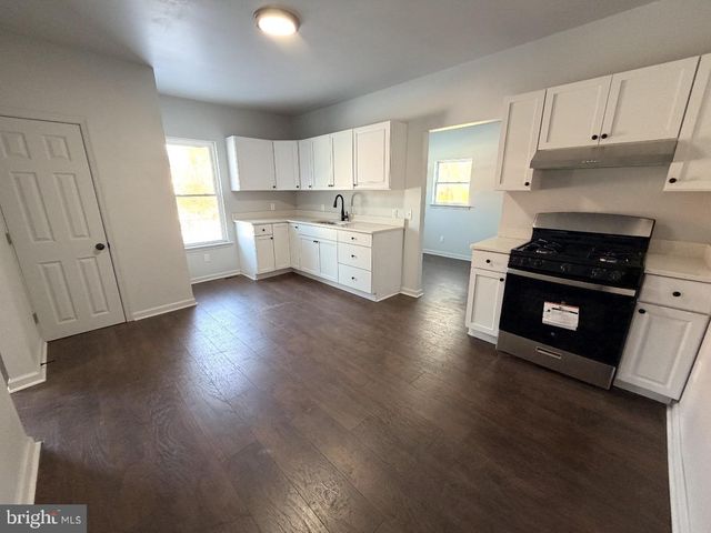 139 DENNY AVE, Penns Grove, NJ 08069