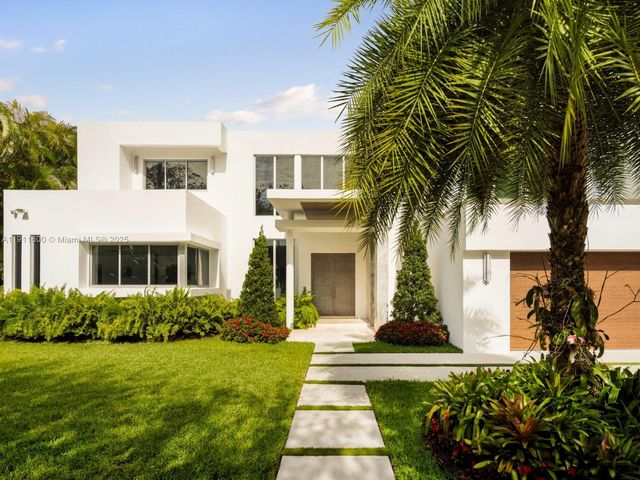 6300 Caballero Blvd, Coral Gables, FL 33146