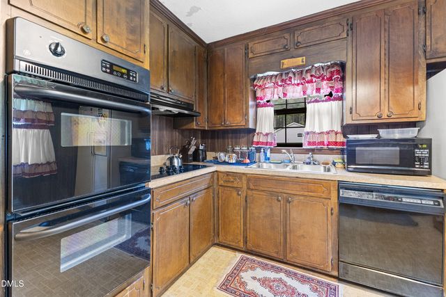 444 Thanksgiving Fire Road, Selma, NC 27576