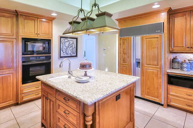 16500 Rd 152, Tulare, CA 93274