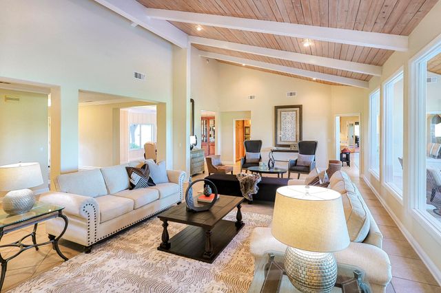 16500 Rd 152, Tulare, CA 93274