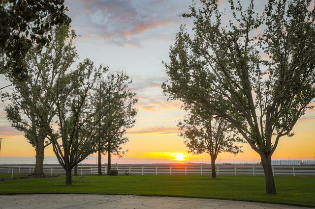 16500 Rd 152, Tulare, CA 93274