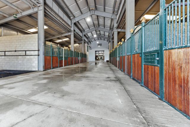 16500 Rd 152, Tulare, CA 93274