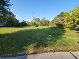 11223 N WESTWOOD CIRCLE #lt10, Mequon, WI 53097