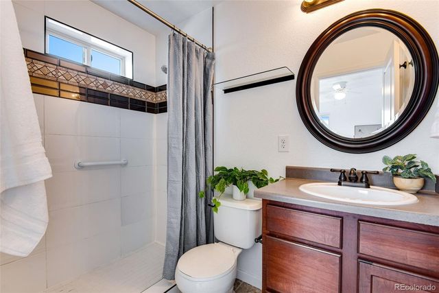 800 Gateway Park Lane, Berthoud, CO 80513