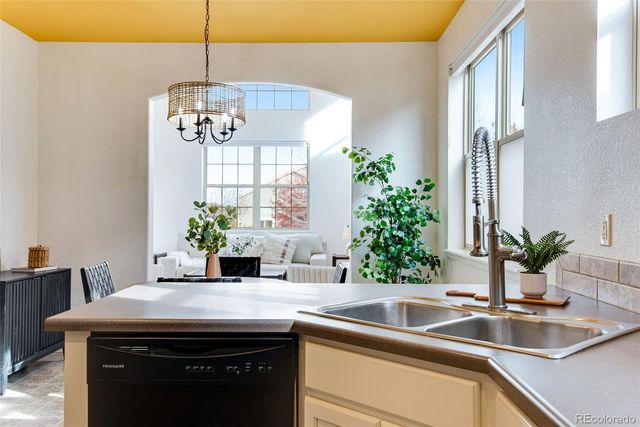 800 Gateway Park Lane, Berthoud, CO 80513