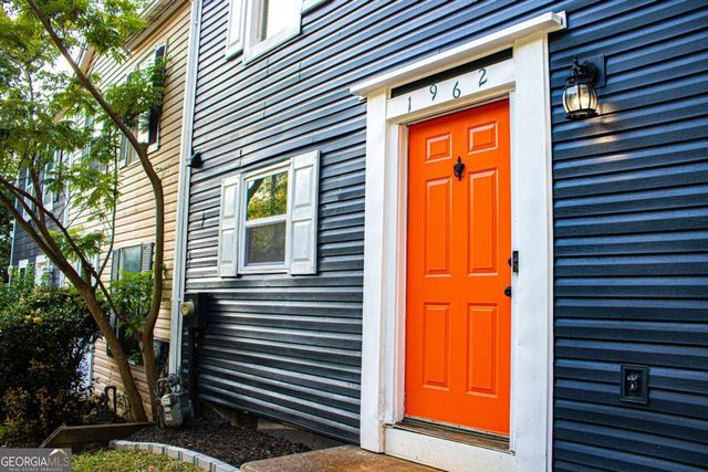 1962 Village Parkway, Smyrna, GA 30080