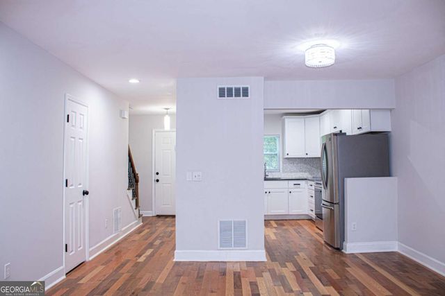 1962 Village Parkway, Smyrna, GA 30080
