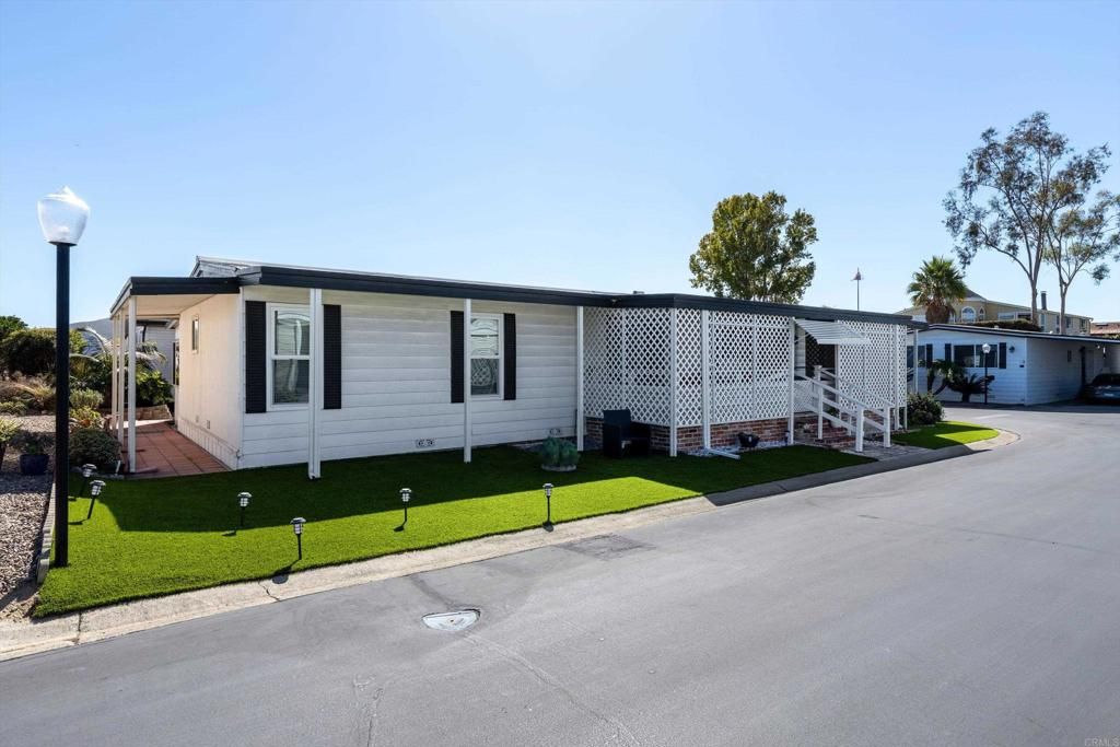 3535 Linda Vista Drive 216, San Marcos, CA 92078 — exterior