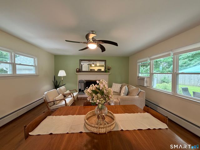 11 Hall Passway, Danbury, CT 06811