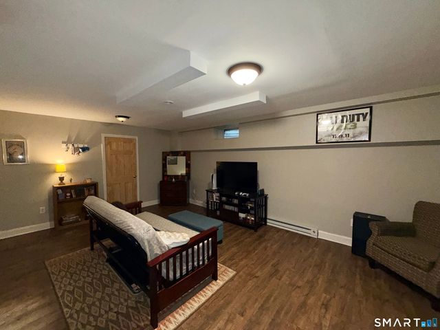 11 Hall Passway, Danbury, CT 06811