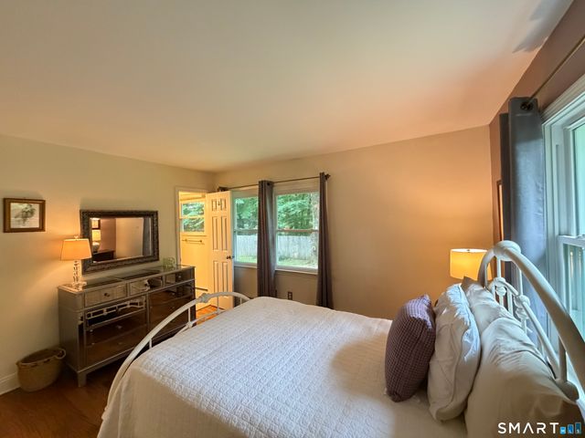 11 Hall Passway, Danbury, CT 06811