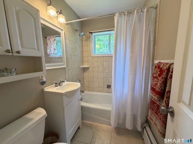 11 Hall Passway, Danbury, CT 06811