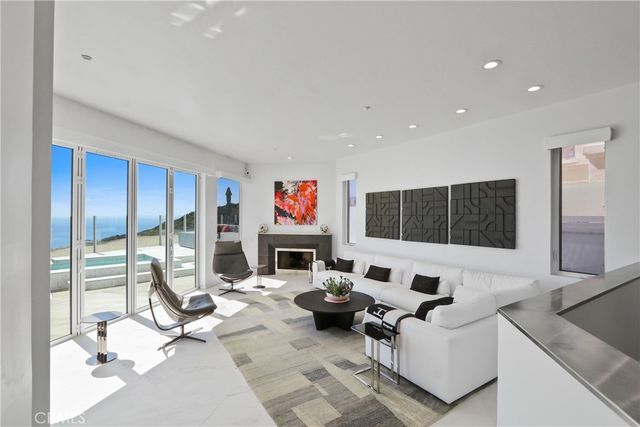22812 Seaway Drive, Laguna Niguel, CA 92677