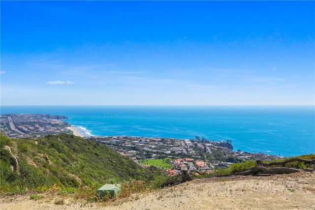 22812 Seaway Drive, Laguna Niguel, CA 92677