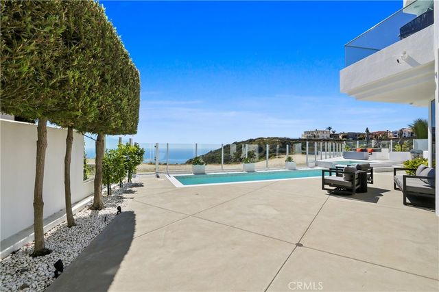 22812 Seaway Drive, Laguna Niguel, CA 92677