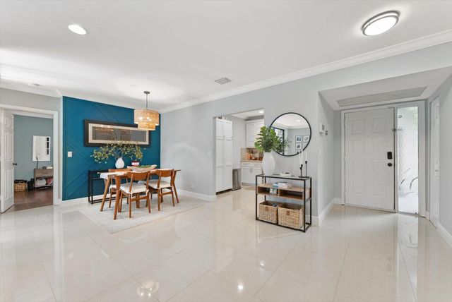 4475 Carambola Circle S 27328, Coconut Creek, FL 33066