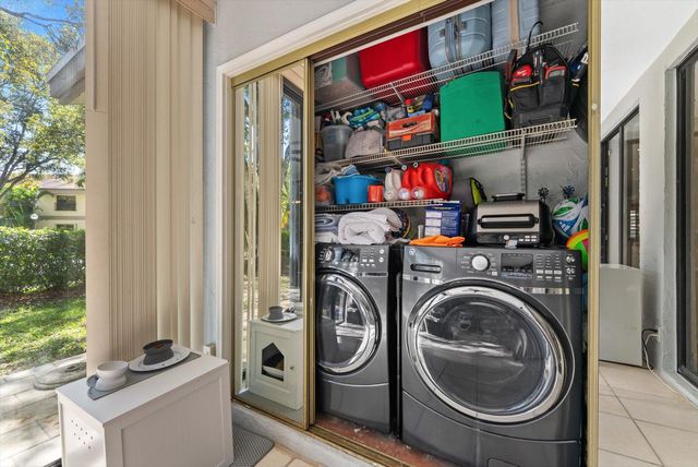 4475 Carambola Circle S 27328, Coconut Creek, FL 33066