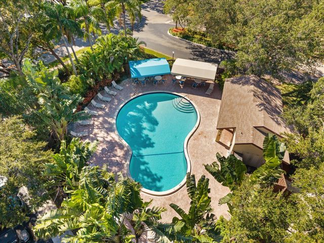 4475 Carambola Circle S 27328, Coconut Creek, FL 33066