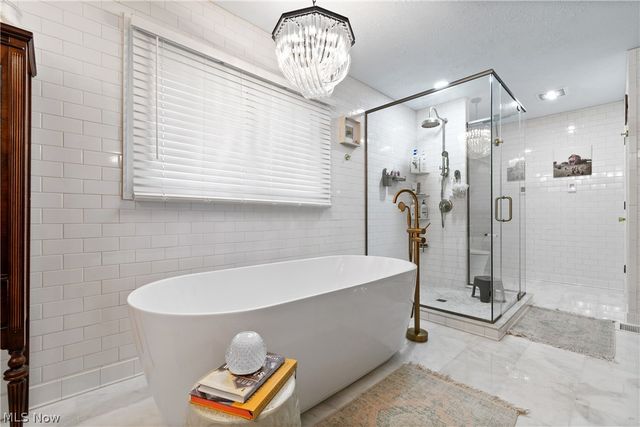 5642 Grand Place, Willoughby, OH 44094