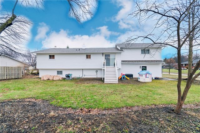 5642 Grand Place, Willoughby, OH 44094