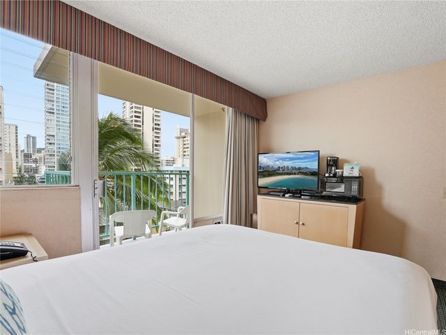 444 Kanekapolei Street 600, Honolulu, HI 96815