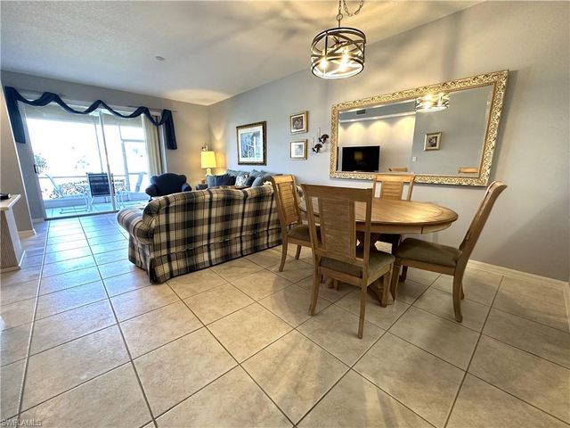 6670 Huntington Lakes CIR 103, Naples, FL 34119