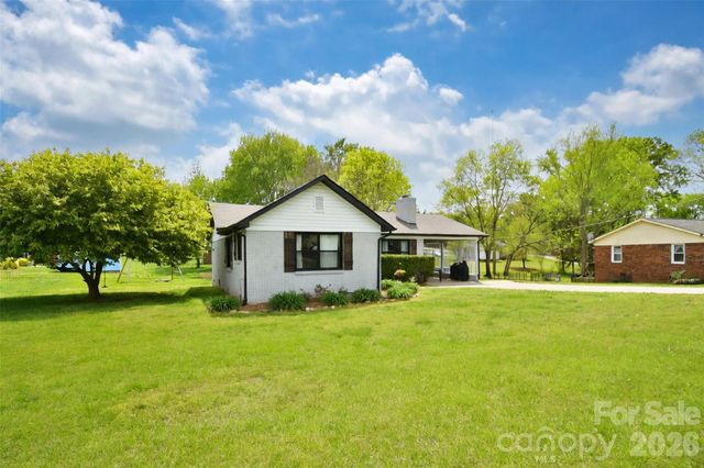 1061 Rembrandt Drive SW, Concord, NC 28027