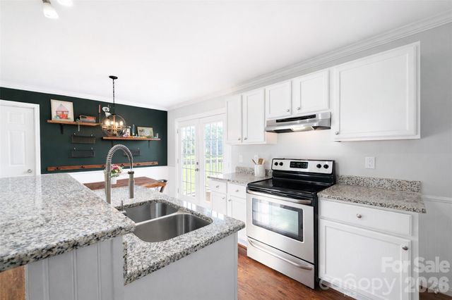 1061 Rembrandt Drive SW, Concord, NC 28027