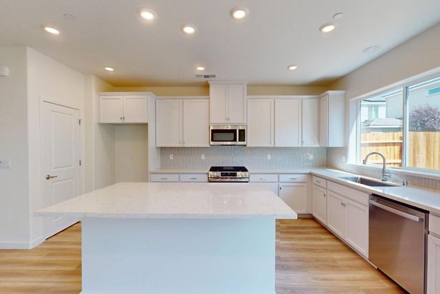 12028 Agen Cir, Rancho Cordova, CA 95742