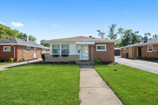 16333 Winchester Avenue, Markham, IL 60428