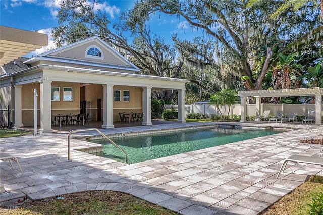 548 COPLEY LANE, Orlando, FL 32806