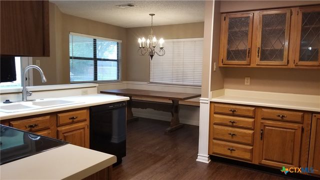 329 Paisano Street, New Braunfels, TX 78130