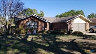 329 Paisano Street, New Braunfels, TX 78130
