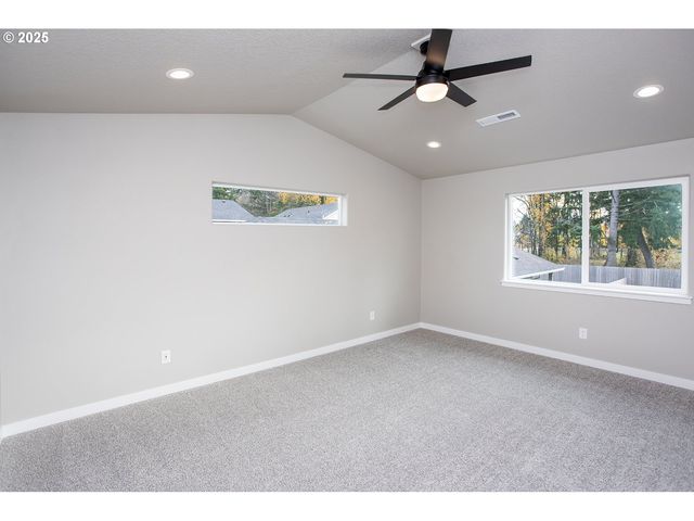 12819 Ne 109TH St, Vancouver, WA 98682