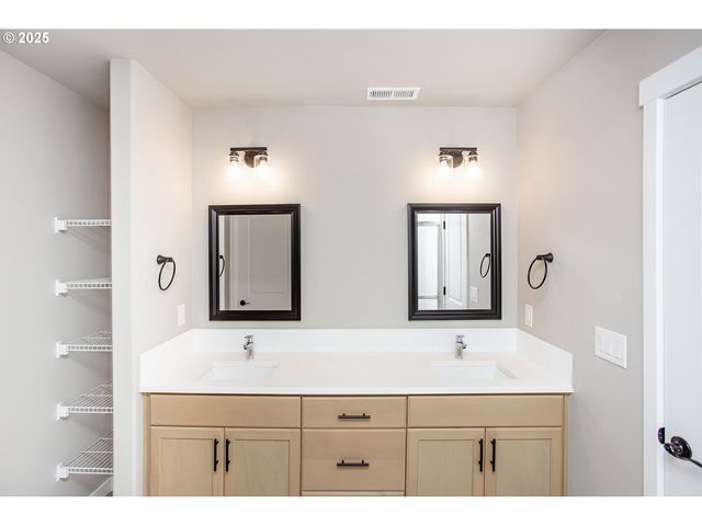 12819 Ne 109TH St, Vancouver, WA 98682